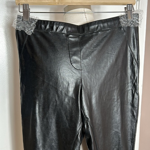 Aritzia Wilfred Black Faux Leather Leggings size M - Picture 6 of 10